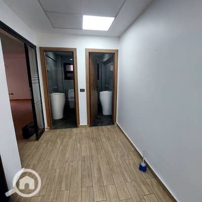 Office for Rent in Heliopolis, Cairo - 1000437525. jpg