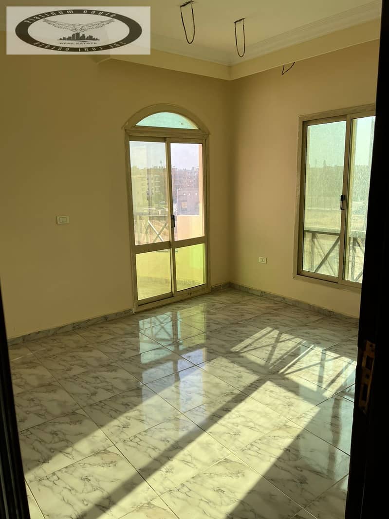 7 e5ff8bcb-202a-4e05-b07c-0d1ef60842b2. jpg