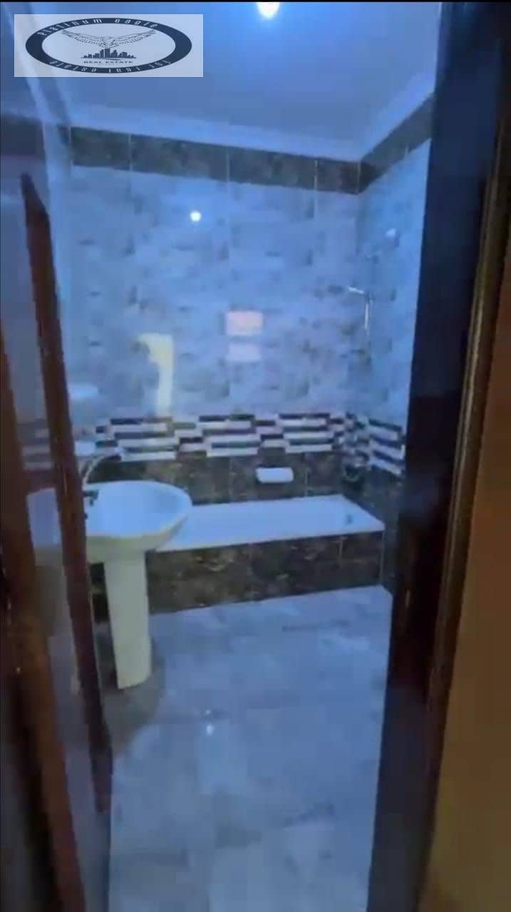 14 7bb9aa9d-a37f-43eb-8016-0bb23afaeddf. jpg