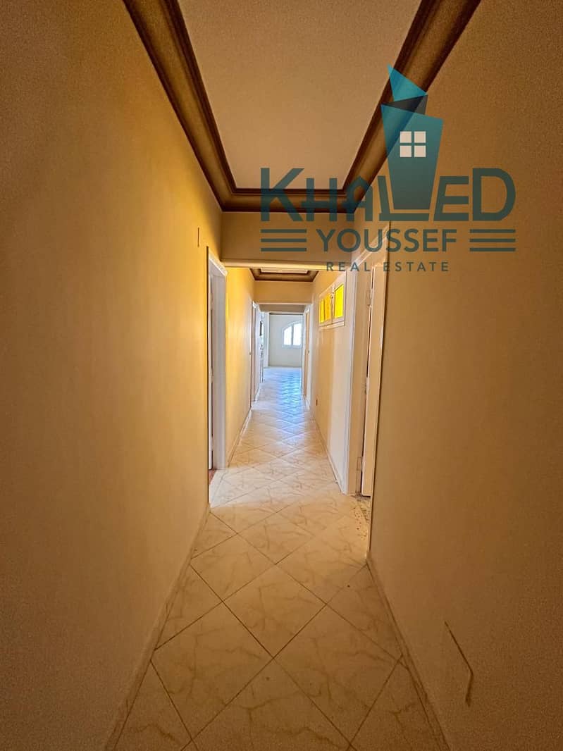 2 WhatsApp Image 2025-10-01 at 4.16. 41 PM (1). jpeg