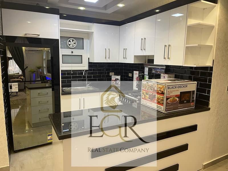 2 0ea990b7-2797-48e7-b71a-f1bb4f7732bd. jpg