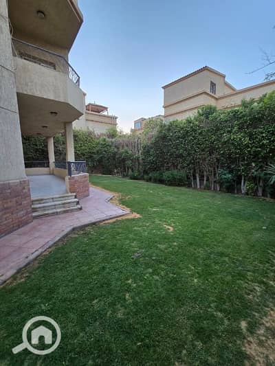 4 Bedroom Villa for Rent in New Cairo, Cairo - For rent in Al-Rehab, a separate villa with 4 bedrooms, custom finishes, at a bargain price, with a large garden and in excellent condition.