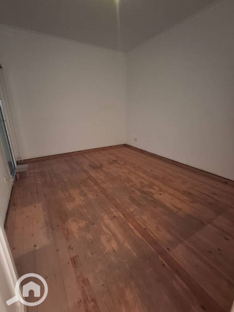 5 71b5dac9-07e4-4385-a836-fe0b8ee117f0. jpeg