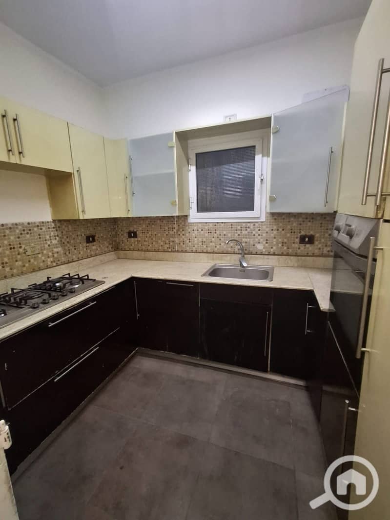 8 8f4d3bc4-8566-4dd8-9eb8-1857158ff4c7. jpeg