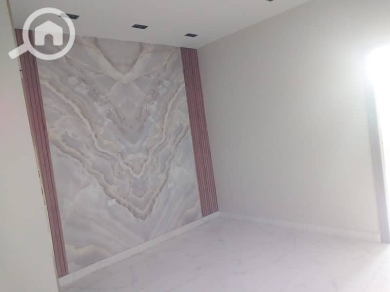 5 WhatsApp Image 2025-10-01 at 11.10. 39 PM (2). jpeg