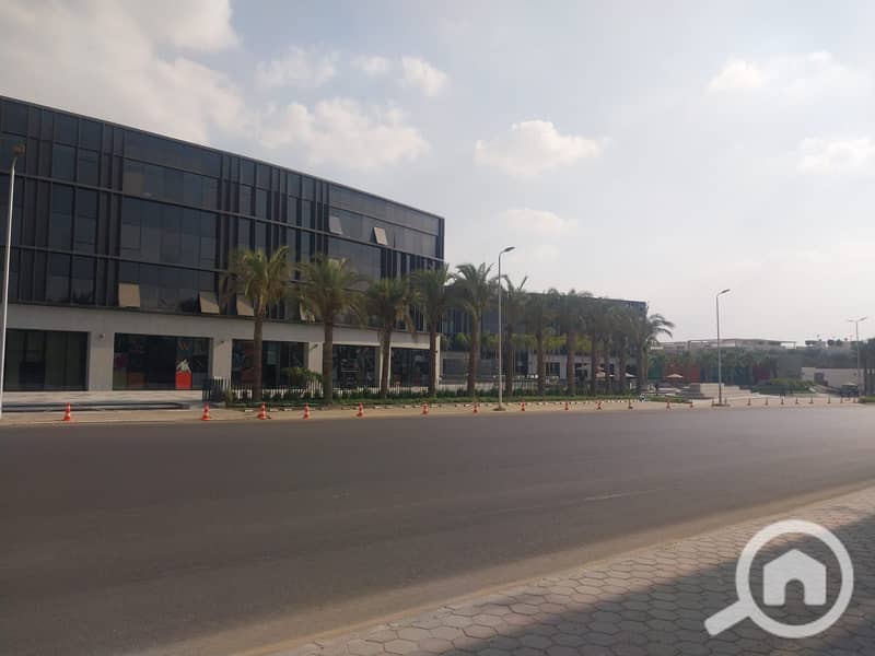 9 WhatsApp Image 2025-10-01 at 11.10. 37 PM. jpeg