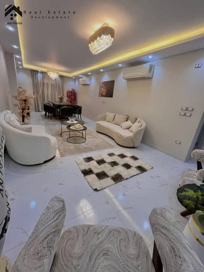 شقة 4 غرف نوم للبيع في المقطم، القاهرة - WhatsApp Image 2025-10-04 at 14.35. 27_b4f8ef3a. jpg