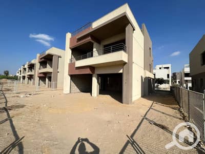 فیلا 4 غرف نوم للبيع في 6 أكتوبر، الجيزة - yfygyi. jpg