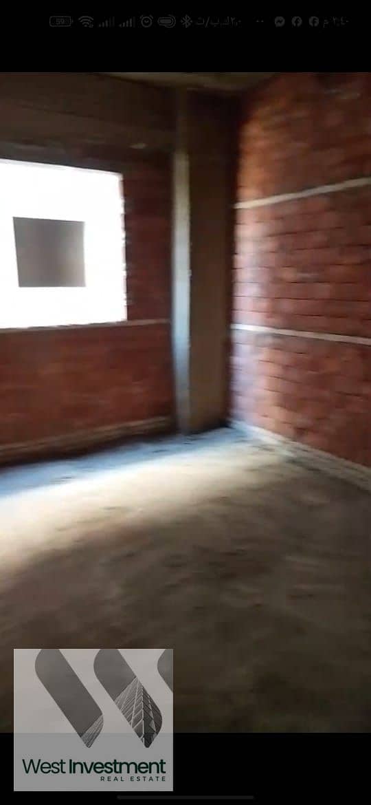8 WhatsApp Image 2025-10-04 at 14.41. 47_abf658da. jpg