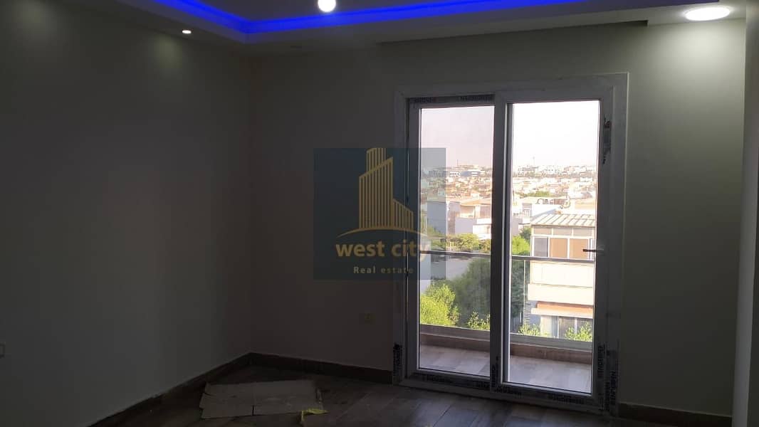 14 WhatsApp Image 2025-10-04 at 2.13. 13 PM. jpeg