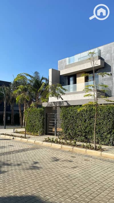 4 Bedroom Villa for Sale in Shorouk City, Cairo - photo_2023-12-06_21-17-12. jpg