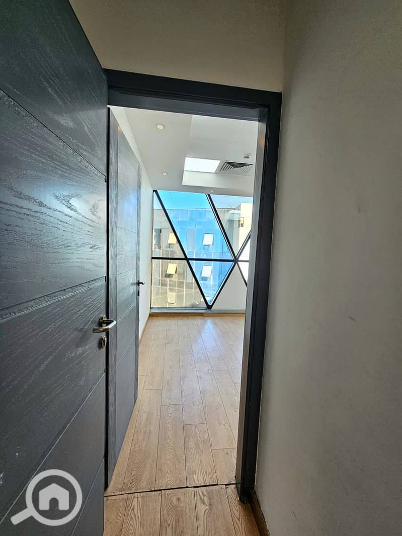 2 52ad4480-22e4-4ca6-912d-6d6424d0b9ea. jpeg