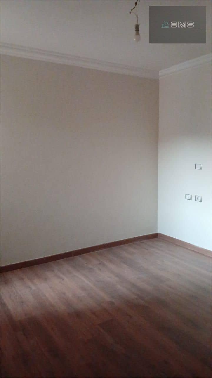 8 333. jpg