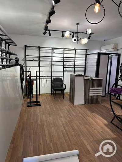 محلات تجارية  للبيع في فيصل، الجيزة - محل للبيع فيصل الرئيسي يوجد مساحات واسعار مؤجره