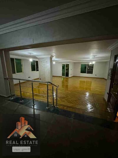 مکتب  للايجار في مصر الجديدة، القاهرة - IMG-20251005-WA0008. jpg