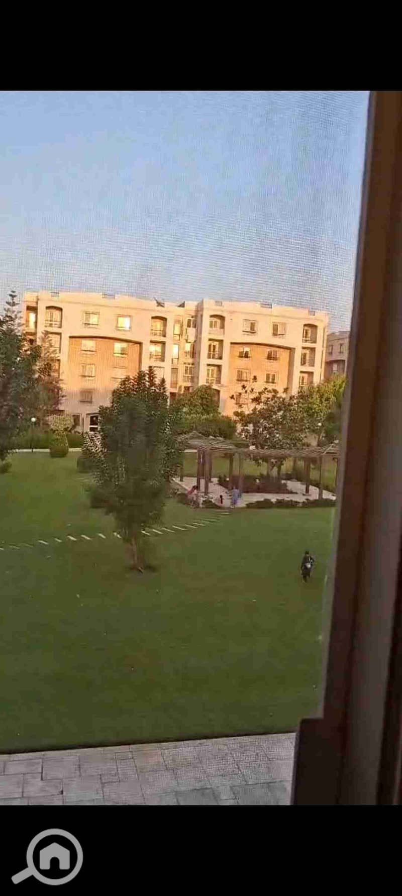 4 1000350158. jpg
