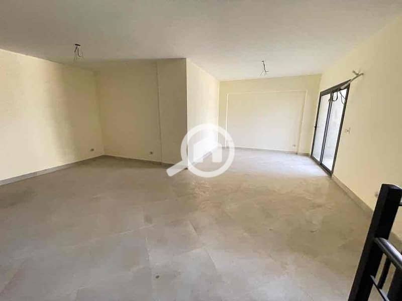 6 f2bcea5f-9bd8-49d2-992b-2f6950d62a43. jpg