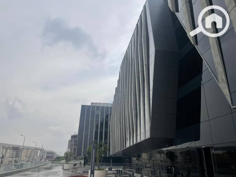 9 b2bed898-5d76-4fcc-85cc-f9b2f19a81f1. jpg