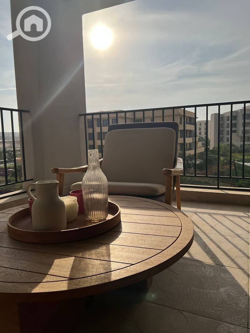 10 76b0b916-ed6e-4928-87e6-31db57fad50b. jpeg