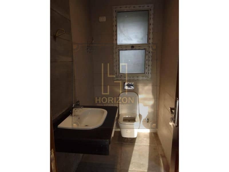 11 WhatsApp Image 2025-10-04 at 1.55. 56 PM (1). jpg