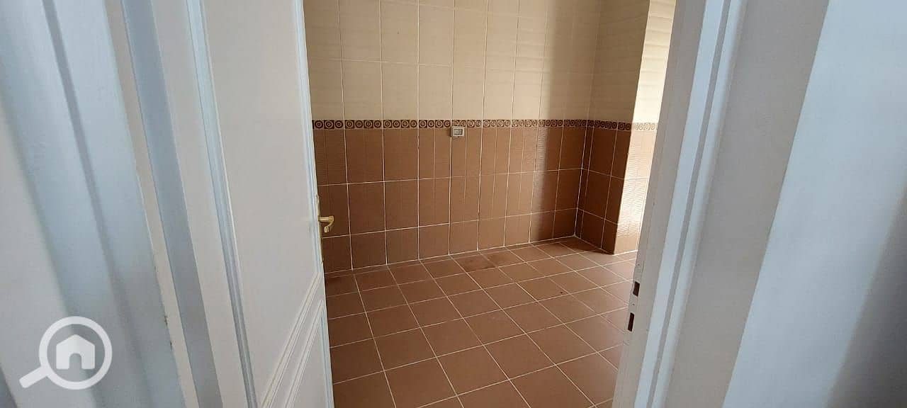 7 1abf0e7c-0632-46b6-80ad-ef46c726a416. jpeg