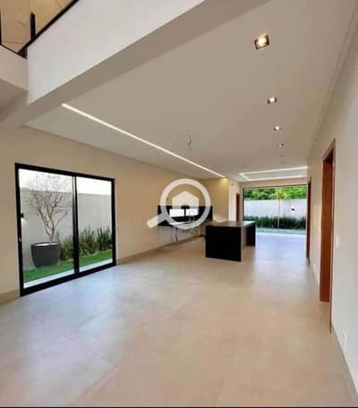 5 Bedroom Townhouse for Sale in 6th of October, Giza - WhatsApp Image 2024-12-11 at 16.23. 59_86d4f08c. jpg