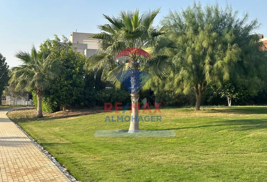 5 2d32e1f4-791e-4a2f-bb33-88f718ee30d6. jpeg