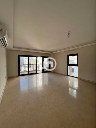 3 Bedroom Apartment for Sale in Sheikh Zayed, Giza - 479960161_604944415835826_178209439270717763_n. jpg