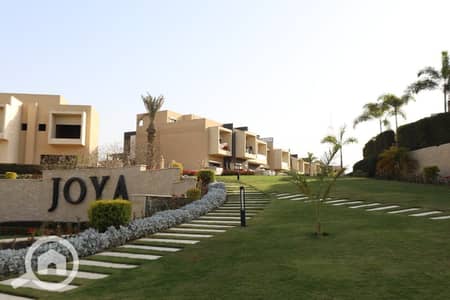 شقة 4 غرف نوم للبيع في 6 أكتوبر، الجيزة - IMG-20241202-WA0015. jpg