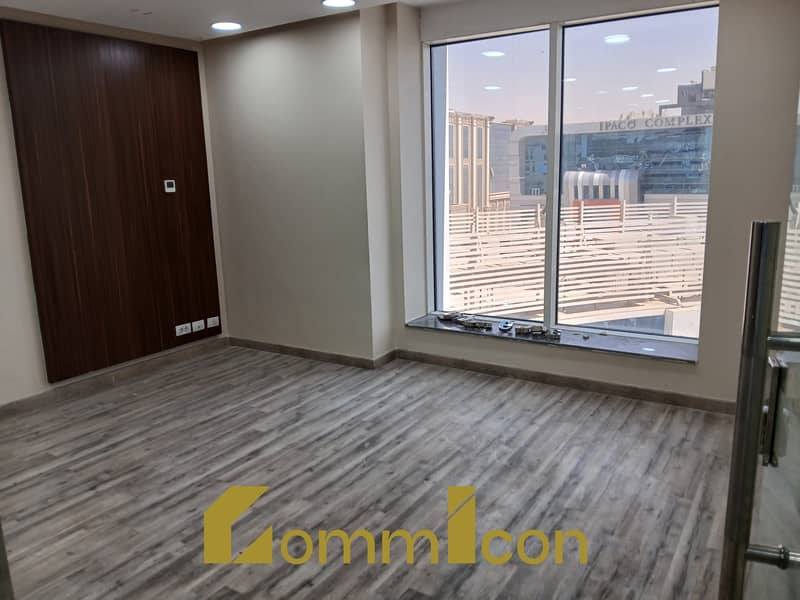 4 WhatsApp Image 2025-09-25 at 1.38. 52 PM (2). jpeg