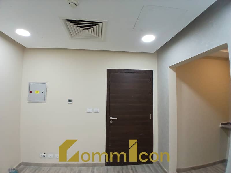 5 WhatsApp Image 2025-09-25 at 1.38. 52 PM (1). jpeg