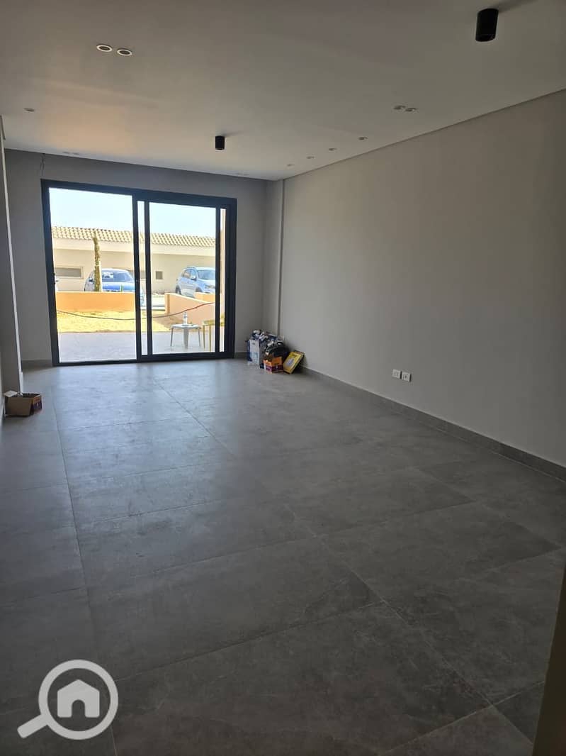 8 WhatsApp Image 2025-10-04 at 11.13. 16_3b240650. jpg