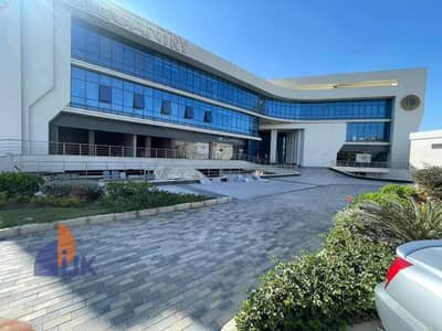Office for Sale in New Cairo, Cairo - IMG-20251001-WA0010(1). jpg