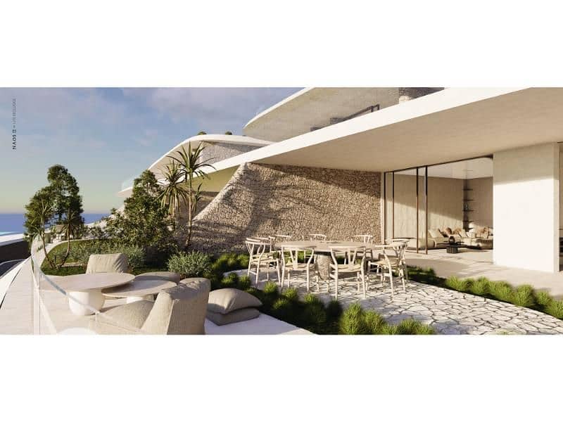 13 Naos Brochure_Page_42. jpg