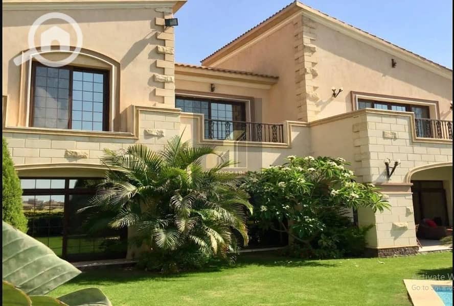 فيلا مميزه للبيع الشويفات التجمع الخامس بسعر مميز علي شارع رئيسي فيلا مميزه للبيع الشويفات التجمع الخامس بسعر مميز علي شارع رئيسي