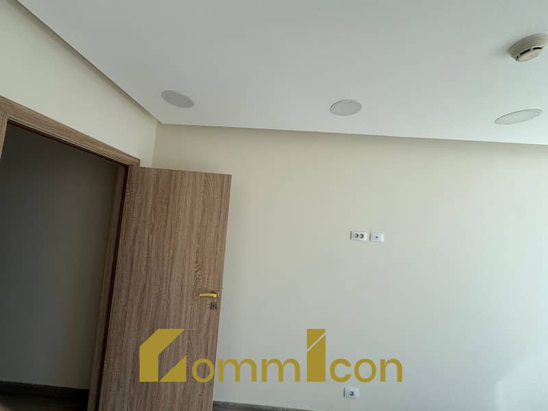 6 WhatsApp Image 2025-10-05 at 12.48. 27 PM (1). jpeg