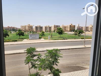 شقة 6 غرف نوم للبيع في مدينة الشروق، القاهرة - IMG-20250612-WA0023. jpg