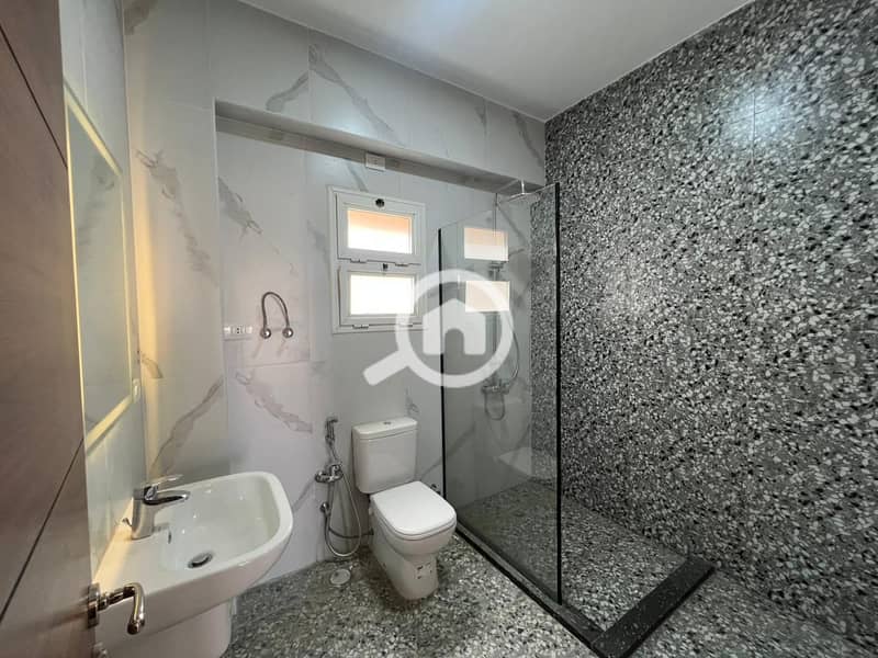 6 IMG-20251005-WA0486. jpg