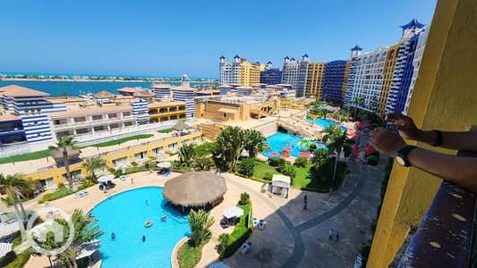 2 Bedroom Chalet for Sale in North Coast, Matruh - شاليه بورتو مارينا بسعر لقطه فيو عالمي ع البحر مباشر