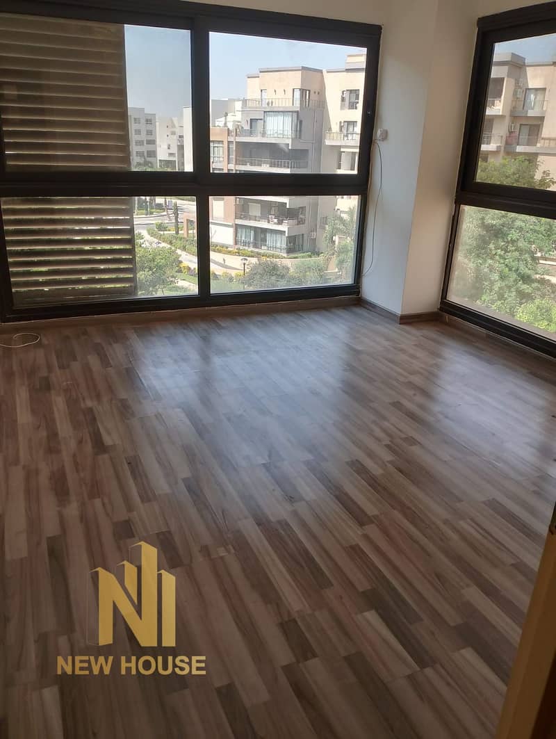 2 WhatsApp Image 2025-10-05 at 5.36. 24 AM. jpeg