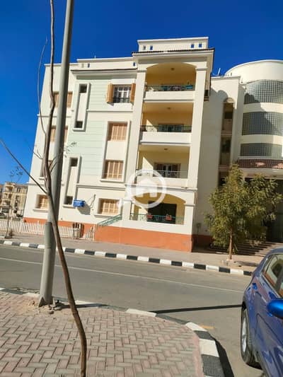 فلیٹ 2 غرفة نوم للبيع في الشيخ زايد، الجيزة - شقه للبيع 151م متشطبه بالكامل الخمائل المرحله 1 موقع رائع امام هايبر1