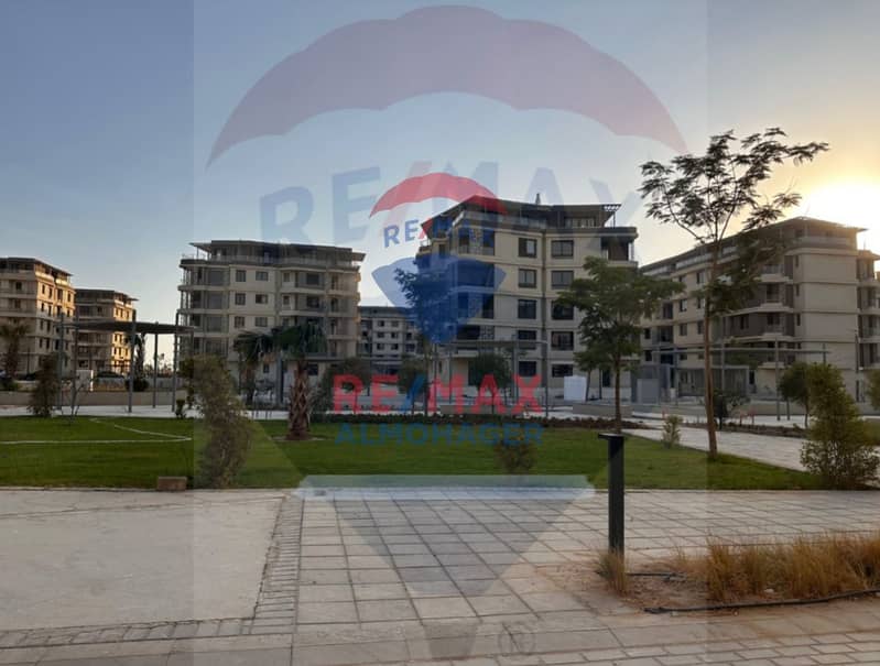 8 PHOTOS (150). jpeg