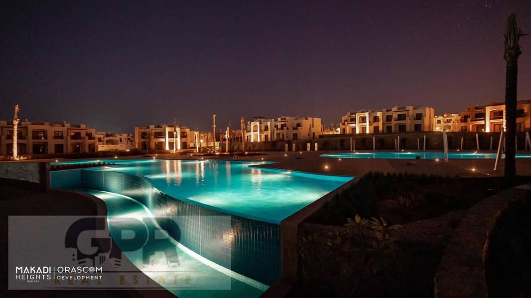 12 29d2ed98-2c0c-4218-83d0-8edbcd6a2964. jpeg