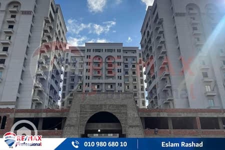 4 Bedroom Apartment for Sale in Moharam Bik, Alexandria - 1. jpg