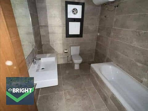 8 e9d0e6a2-ff3c-4f84-a279-e961d515ed40. jpg