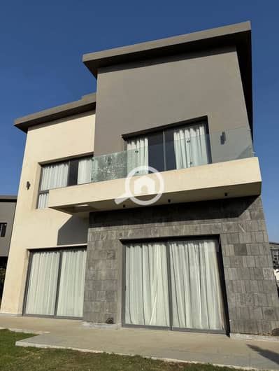 3 Bedroom Villa for Sale in New Cairo, Cairo - 04a9ffb2-1559-4416-9b39-c890e74877c5. jpeg