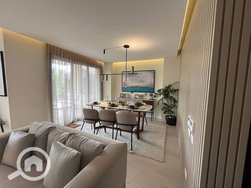 6 8d0de1d8-e8ab-481a-bafc-6224977931f2. jpg