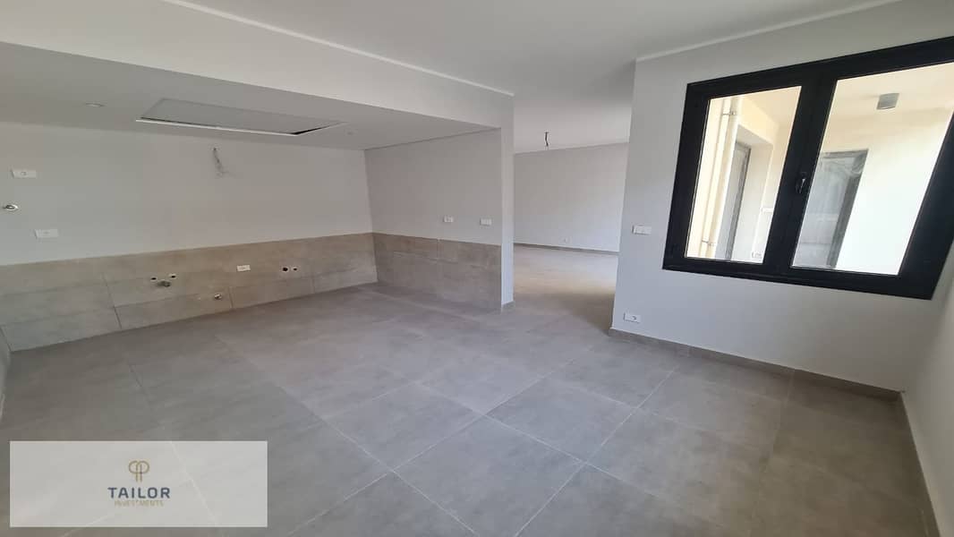 10 efdf60af-f39f-4e95-8a79-afd39a6a67e4. jpg
