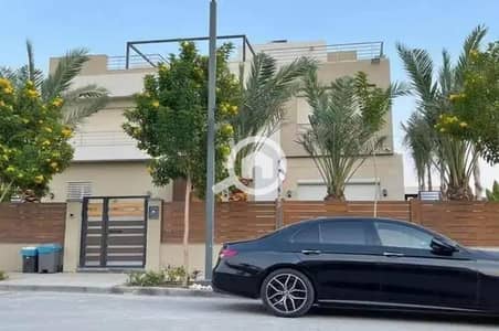 فیلا 6 غرف نوم للبيع في 6 أكتوبر، الجيزة - WhatsApp Image 2025-01-26 at 7.56. 06 PM. jpeg