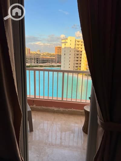 2 Bedroom Chalet for Sale in North Coast, Matruh - Super Luxury Two-Bedroom Chalet with a Wonderful View of the Lagoon Golf Porto Marina
